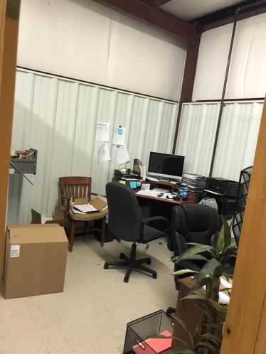 I-35 Office Warehouse 6,000 SF HEAT/AC: 170 Cain Dr, Haysville, KS 67060